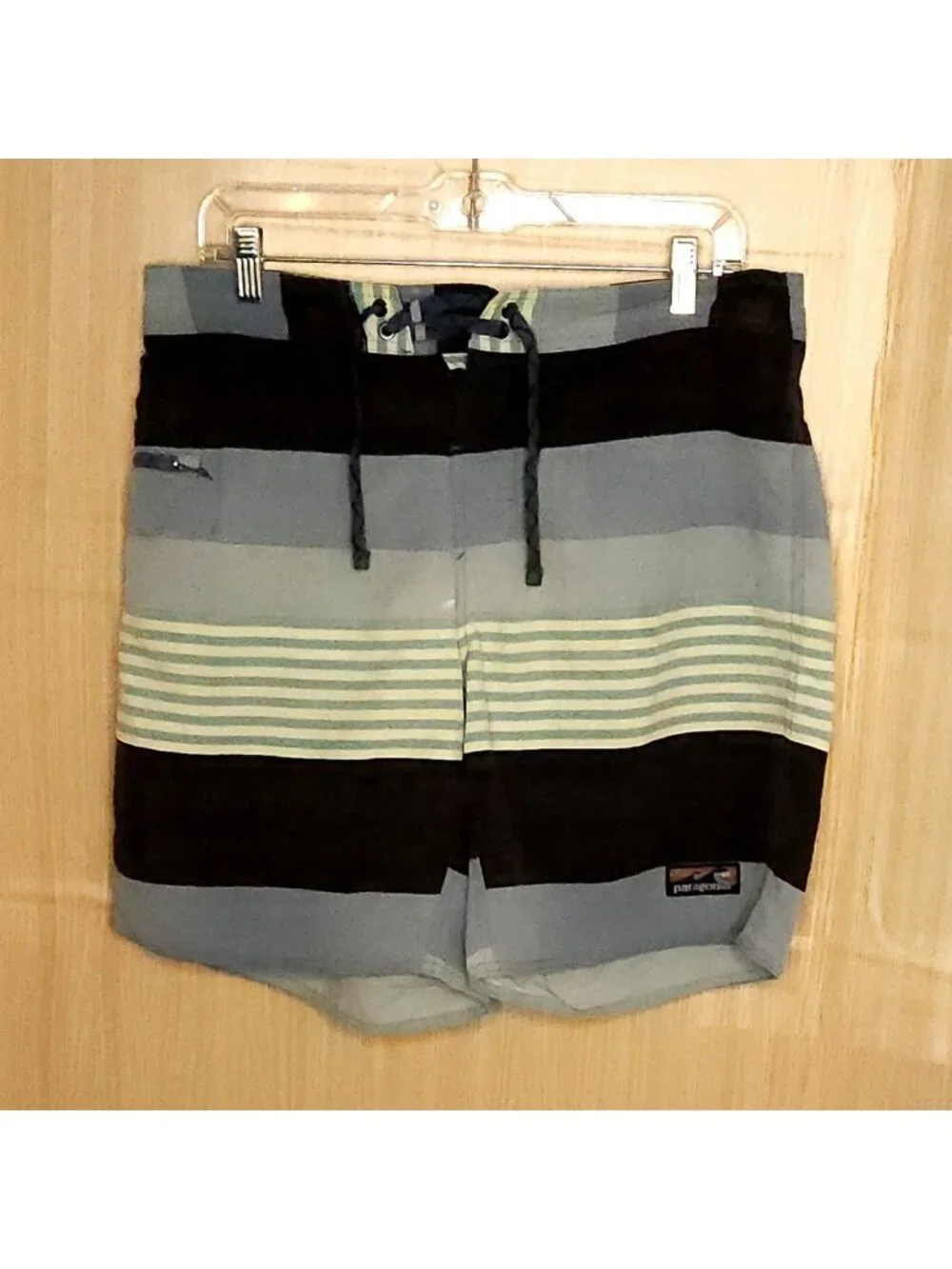 Patagonia Mens Grey Blue Striped Board Shorts 34